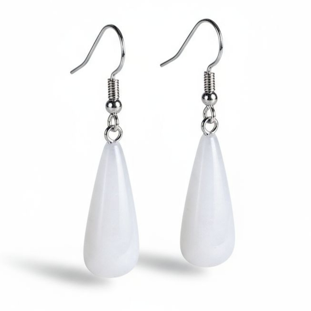 NWT Beautiful Boho Clear Quartz Stone Dangling Earrings!